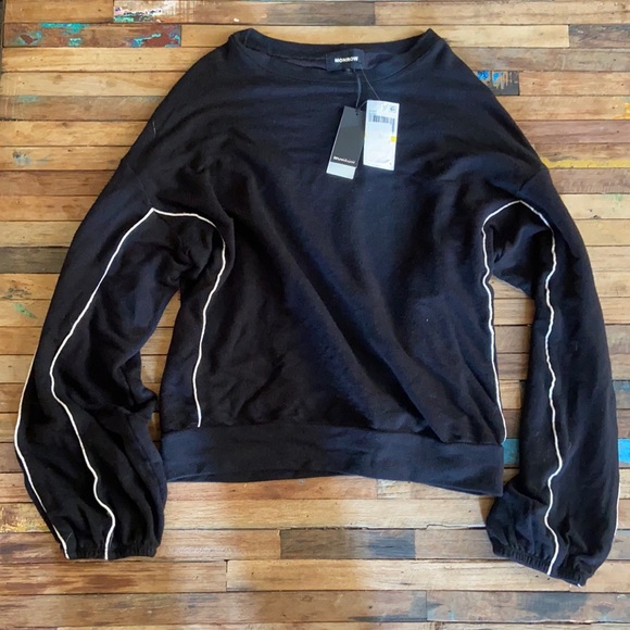 Monrow Piped Super Soft Sweatshirt, Black Sz M **NWT** - Picture 4 of 8